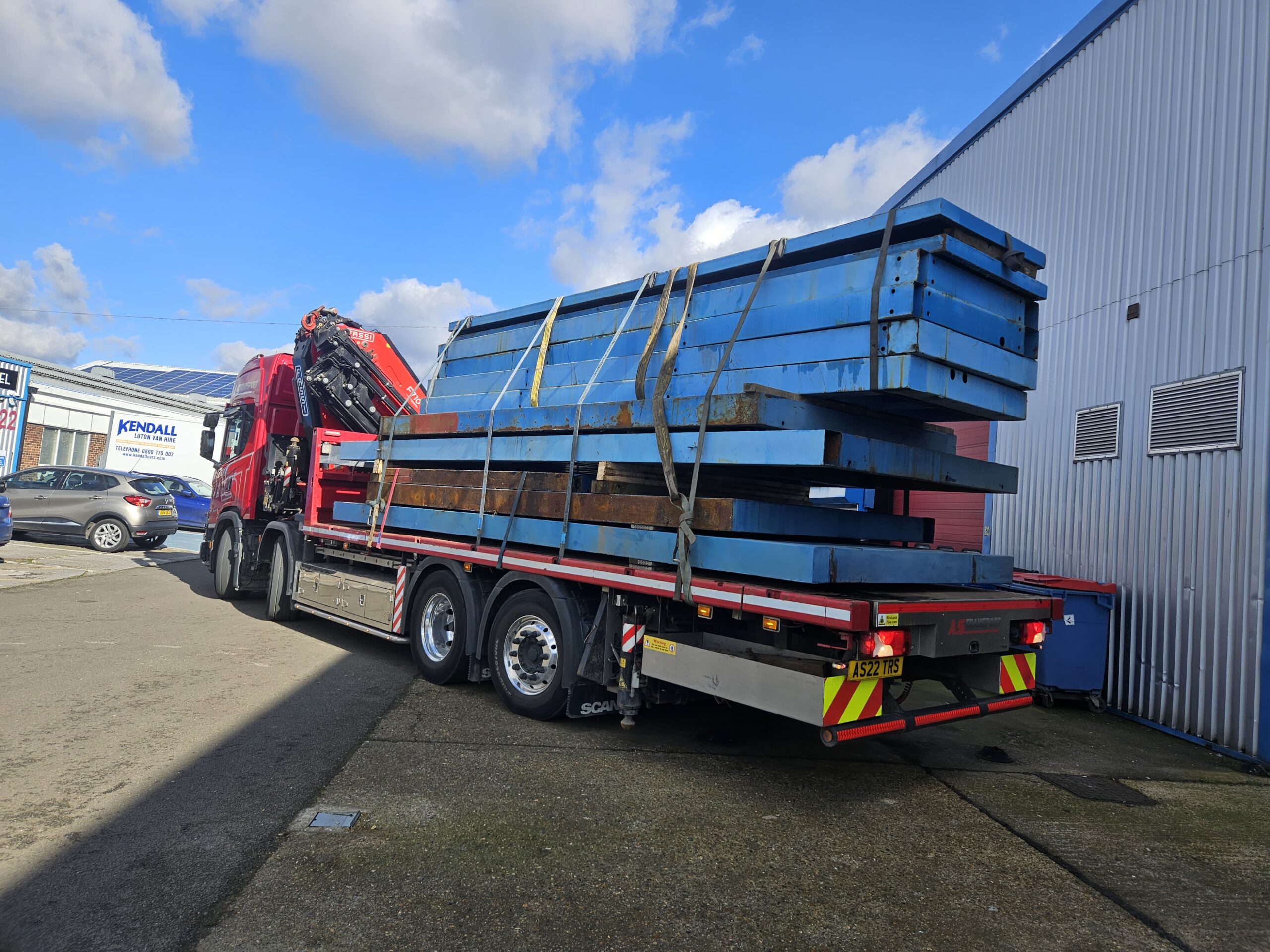pool on lorry